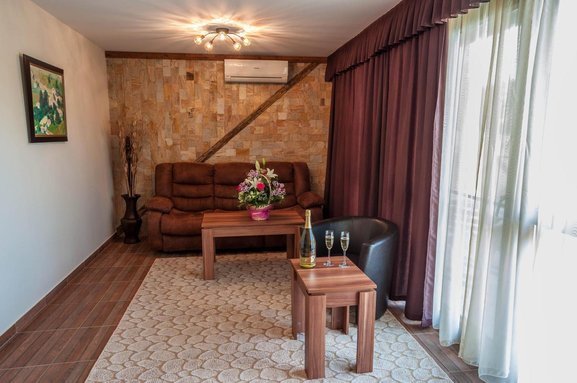 The Wind Mills Hydropark Hotel Gorna Malina Phòng bức ảnh