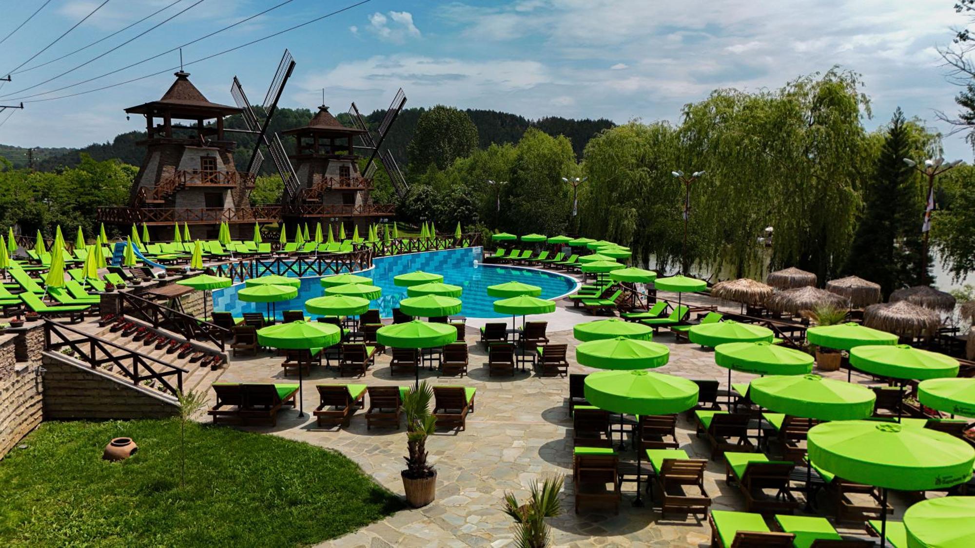 The Wind Mills Hydropark Hotel Gorna Malina Ngoại thất bức ảnh