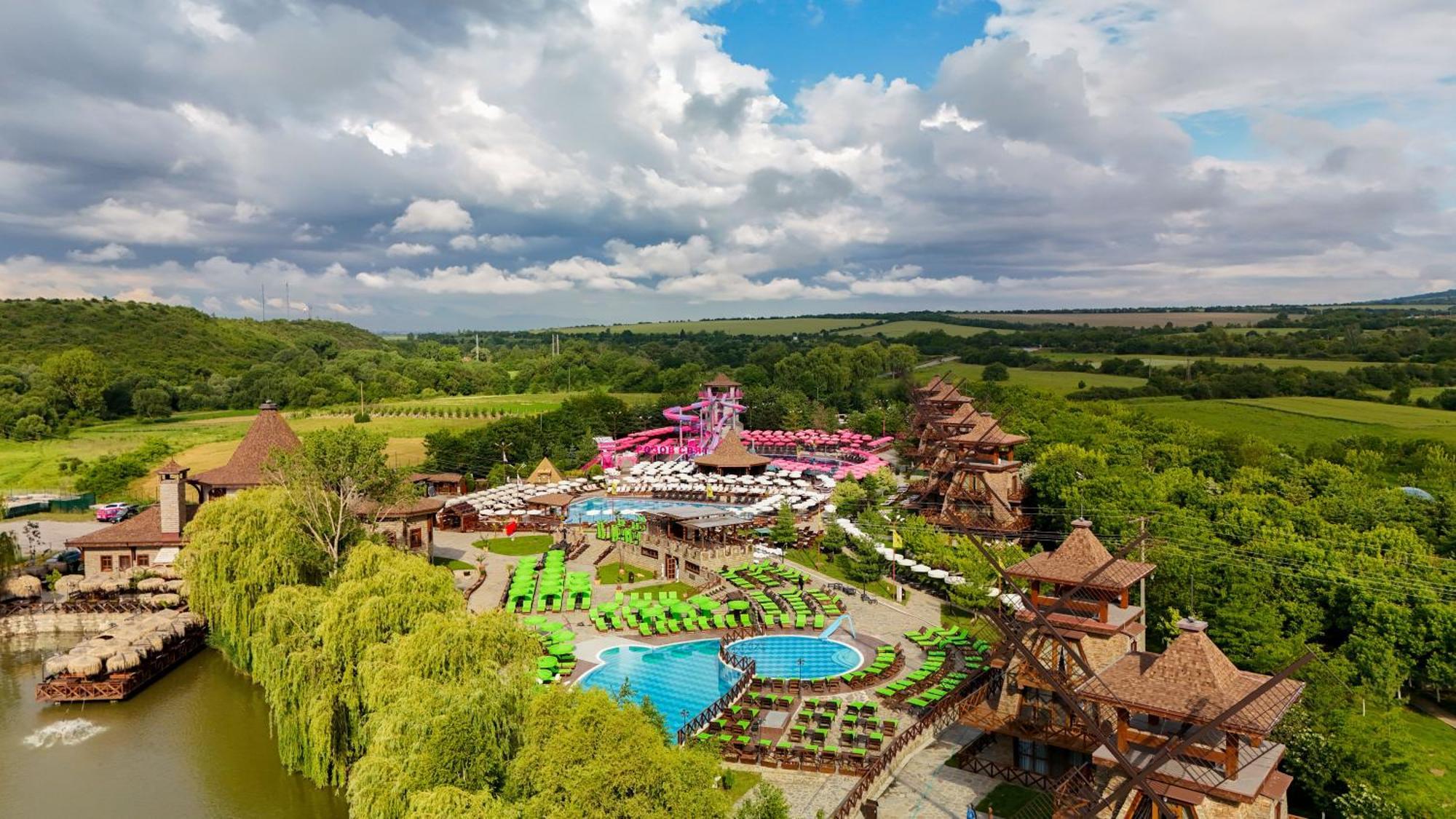 The Wind Mills Hydropark Hotel Gorna Malina Ngoại thất bức ảnh
