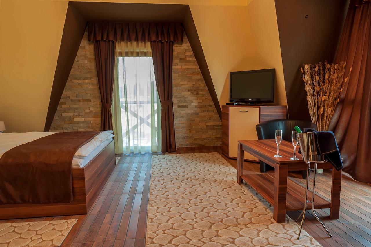 The Wind Mills Hydropark Hotel Gorna Malina Phòng bức ảnh