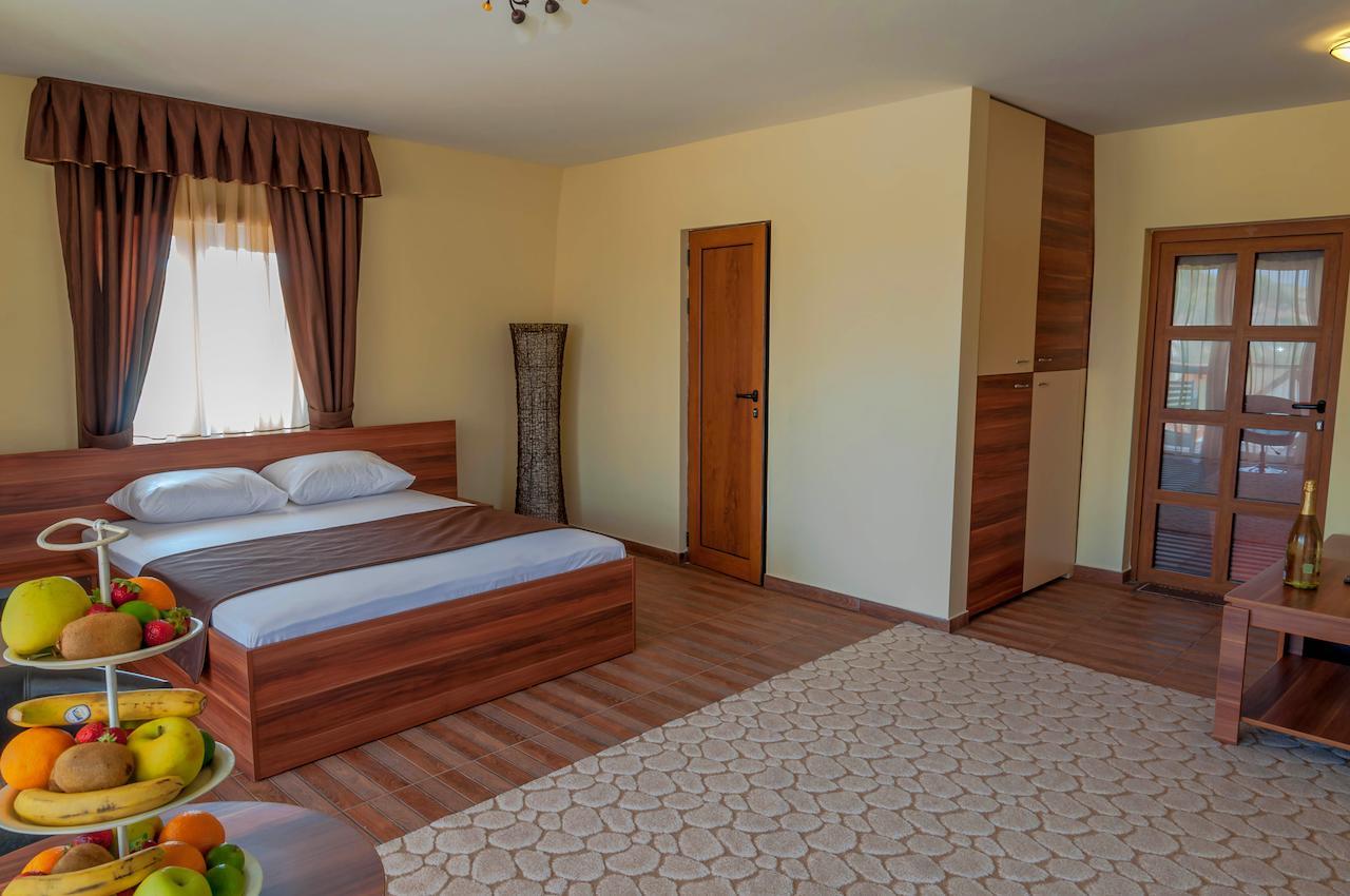 The Wind Mills Hydropark Hotel Gorna Malina Phòng bức ảnh