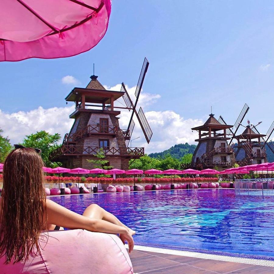 The Wind Mills Hydropark Hotel Gorna Malina Ngoại thất bức ảnh